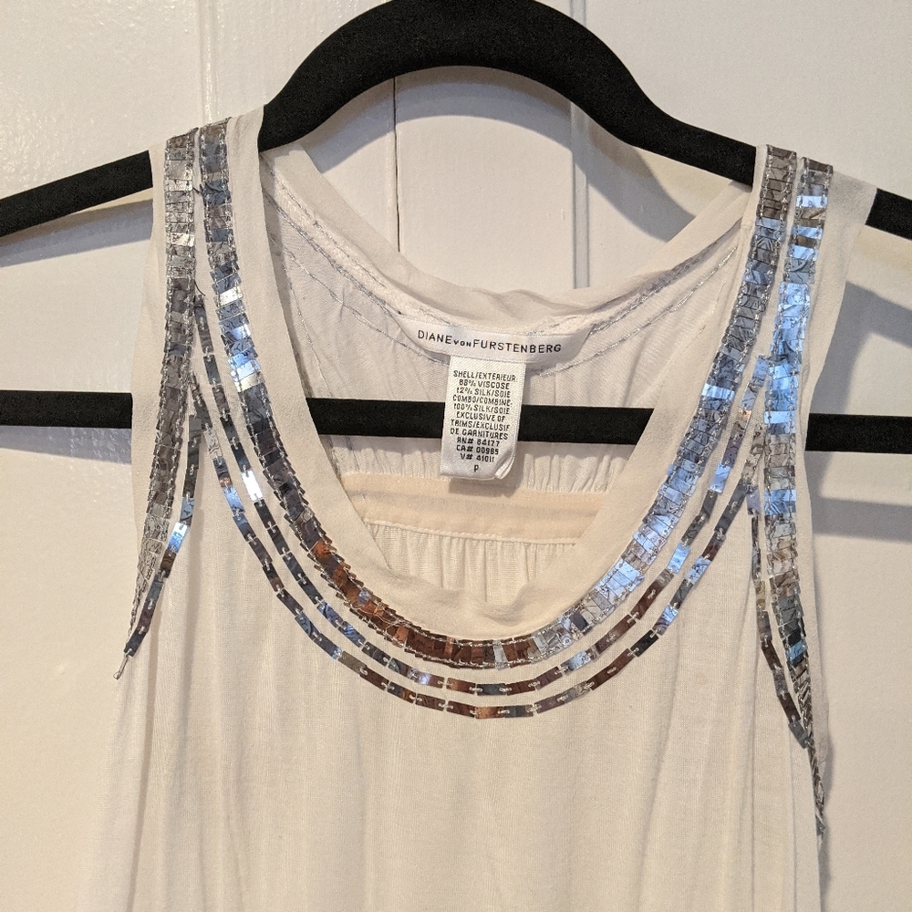 DVF - Embellished White/Silver Scoop Neck Tank